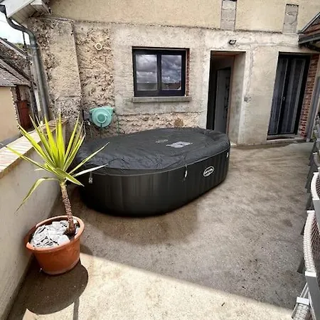 Le Saint-roch בית נופש Boursault
